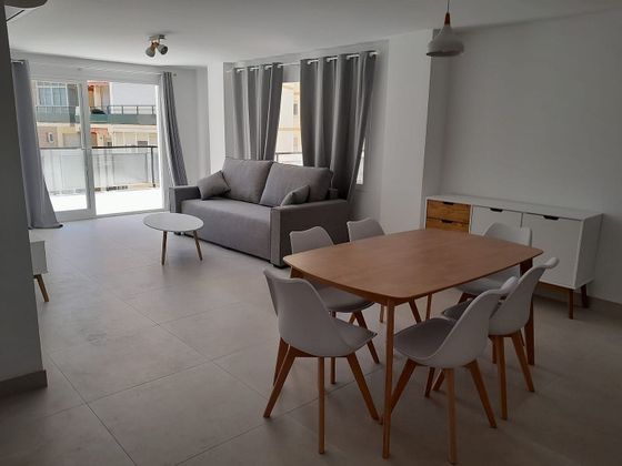 Foto 1 de Pis en lloguer a El Higueral - La Merced de 1 habitació amb terrassa i mobles