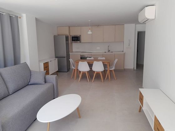 Foto 2 de Pis en lloguer a El Higueral - La Merced de 1 habitació amb terrassa i mobles
