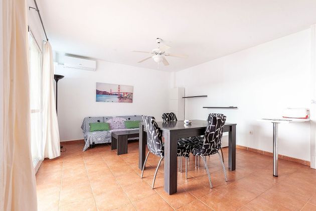 Foto 1 de Venta de piso en calle Ciudad de Tarragona de 1 habitación con terraza y piscina