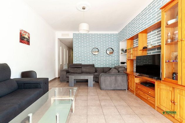 Foto 2 de Pis en venda a Retamar de 2 habitacions amb terrassa i piscina