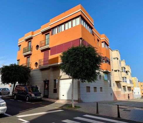 Foto 1 de Pis en venda a calle Santiago Ascanio Montemayor de 2 habitacions amb terrassa i garatge