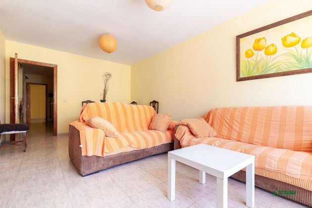 Foto 2 de Pis en venda a Carboneras de 3 habitacions i 112 m²