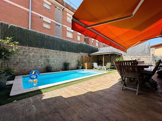 Foto 2 de Piso en venta en Serraparera de 4 habitaciones con terraza y piscina