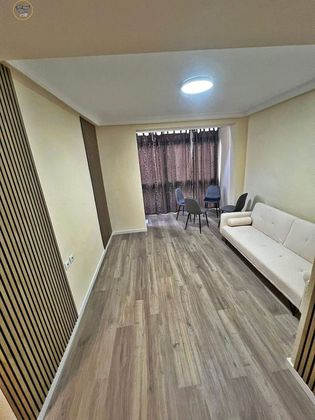 Foto 1 de Venta de piso en Campoamor de 3 habitaciones con calefacción