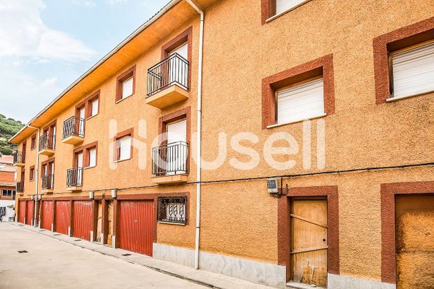 Foto 2 de Casa en venda a Hoyo de Pinares (El) de 4 habitacions amb garatge i balcó