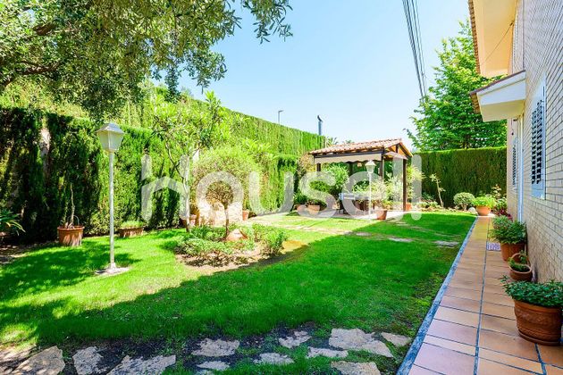 Foto 1 de Casa en venta en Vall d´Uixó (la) de 5 habitaciones con terraza y piscina