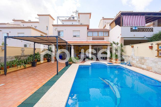 Foto 1 de Casa en venda a Nucia (la) de 5 habitacions amb terrassa i piscina