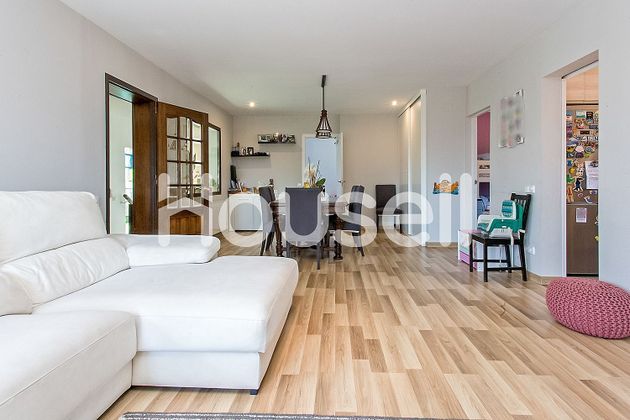 Foto 2 de Casa en venda a Palau-solità i Plegamans de 5 habitacions amb terrassa i piscina