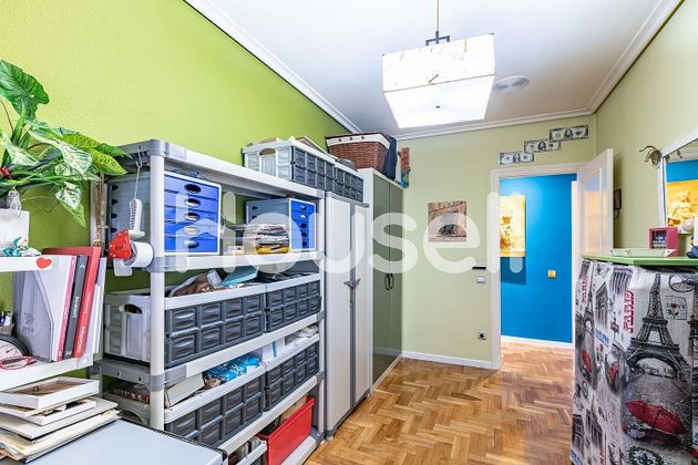 Foto 2 de Piso en venta en Cascajos - Piqueras de 2 habitaciones con piscina y garaje