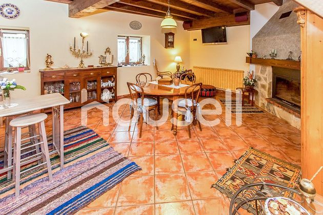 Foto 1 de Casa en venda a Armiñón de 4 habitacions amb terrassa i garatge