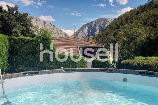 Foto 2 de Casa en venda a Teverga de 3 habitacions amb terrassa i piscina
