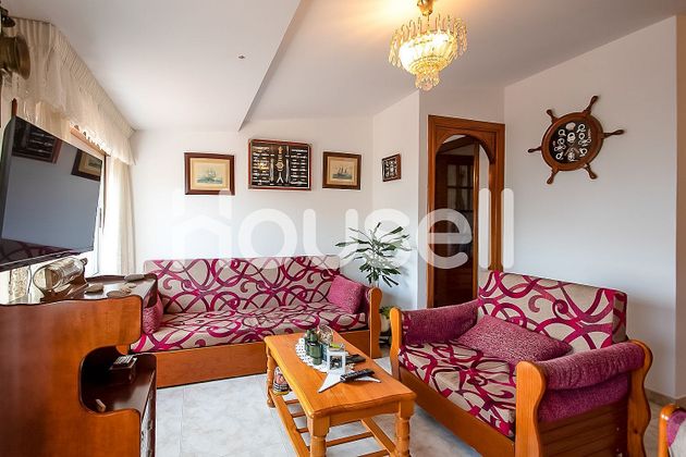Foto 2 de Àtic en venda a Boiro de 4 habitacions amb garatge i calefacció
