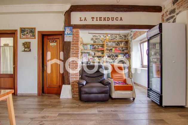 Foto 2 de Casa en venda a Medio Cudeyo de 5 habitacions amb garatge i jardí