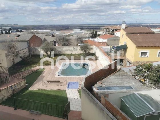 Foto 1 de Dúplex en venda a Alameda de la Sagra de 3 habitacions amb piscina i garatge
