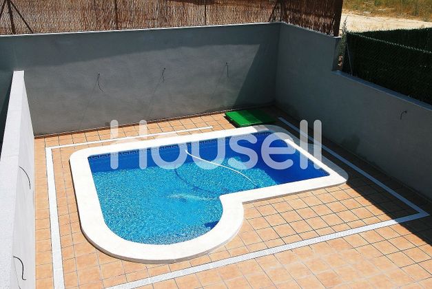 Foto 2 de Casa en venta en Santa Margarida i els Monjos de 4 habitaciones con terraza y piscina