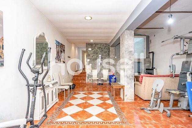 Foto 2 de Piso en venta en Olot de 3 habitaciones y 143 m²