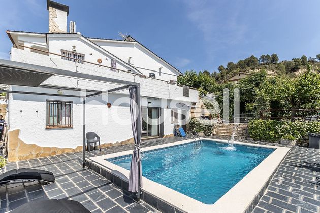 Foto 1 de Casa en venda a Abrera de 5 habitacions amb terrassa i piscina
