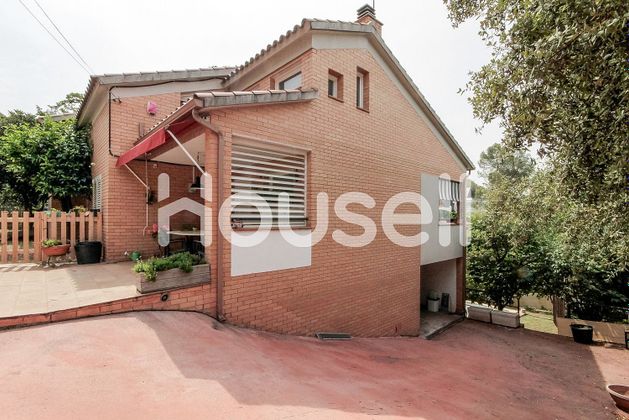 Foto 1 de Casa en venta en Vacarisses de 5 habitaciones con terraza y piscina