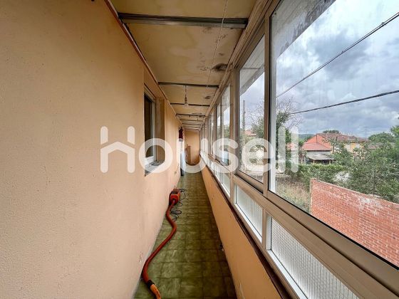 Foto 1 de Casa en venta en Villaquilambre de 3 habitaciones con garaje y balcón