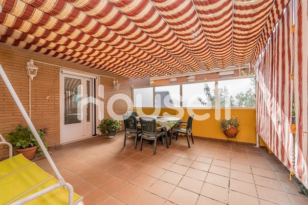 Foto 1 de Casa en venta en Cigales de 4 habitaciones con terraza y garaje