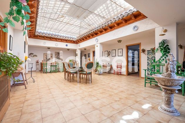 Foto 2 de Casa en venda a Manzanares el Real de 7 habitacions amb terrassa i piscina