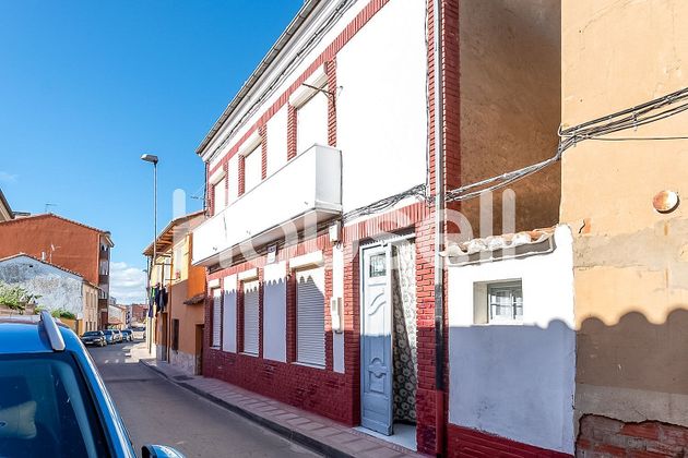 Foto 1 de Casa en venda a Valencia de Don Juan de 4 habitacions amb balcó