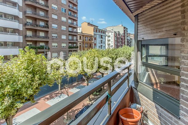Foto 1 de Pis en venda a Universidad - Los Lirios de 5 habitacions amb terrassa i garatge