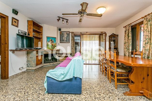 Foto 2 de Venta de casa en Lliçà d´Amunt de 4 habitaciones con terraza y piscina
