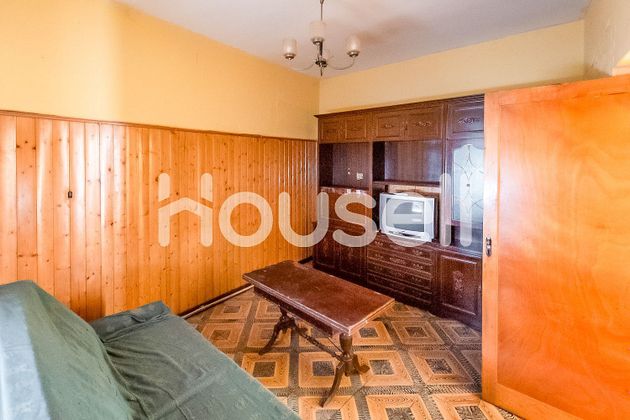 Foto 2 de Casa en venta en San Justo de la Vega de 6 habitaciones con piscina