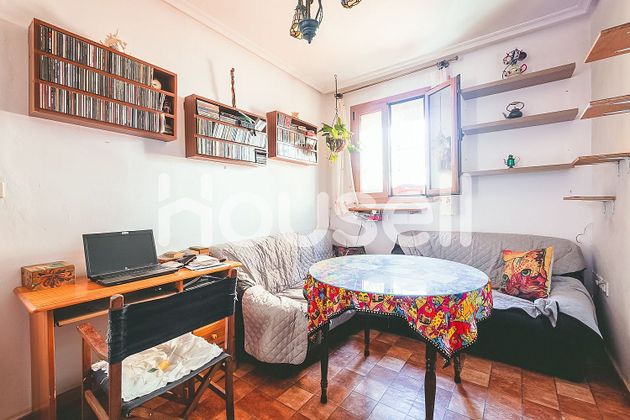Foto 2 de Pis en venda a Ciudad Monumental de 2 habitacions amb balcó i calefacció