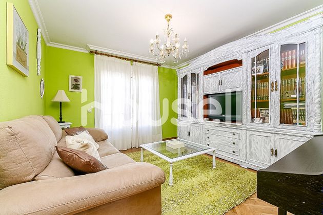 Foto 2 de Casa en venda a O Carril - Bamio de 5 habitacions amb terrassa i garatge