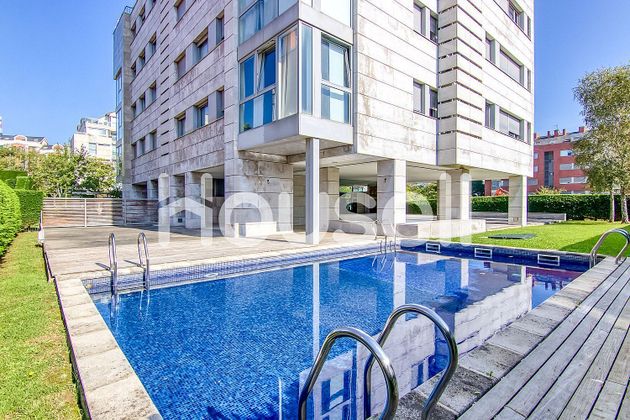 Foto 1 de Àtic en venda a Valdenoja - La Pereda de 3 habitacions amb terrassa i piscina