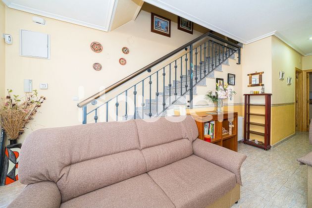 Foto 2 de Casa en venda a Torremanzanas/Torre de les Maçanes (la) de 4 habitacions amb balcó i calefacció