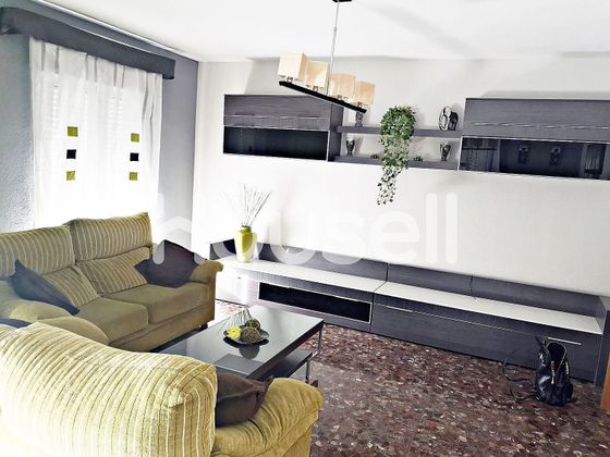 Foto 1 de Piso en venta en Mancha Real de 3 habitaciones con terraza y garaje