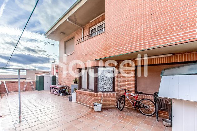 Foto 1 de Casa en venda a Alfoz de Quintanadueñas de 5 habitacions amb terrassa i garatge
