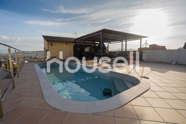 Foto 1 de Casa en venda a Masquefa de 3 habitacions amb terrassa i piscina
