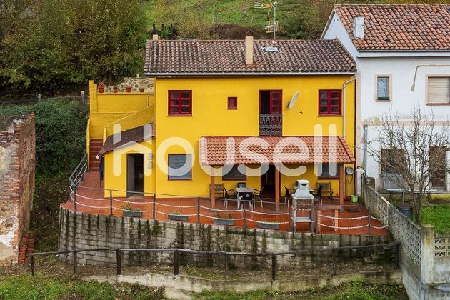 Foto 1 de Casa en venda a Santa Marina - Polígono de 2 habitacions amb terrassa i garatge