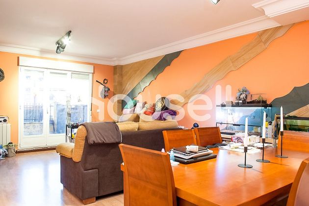 Foto 1 de Casa en venda a Castellanos de Moriscos de 4 habitacions amb garatge i jardí
