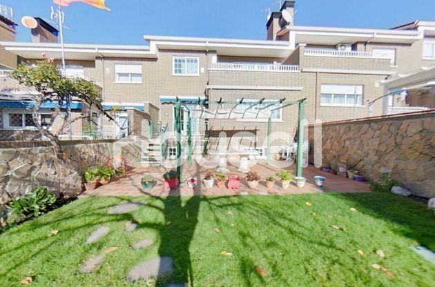 Foto 1 de Casa en venta en Rivas Urbanizaciones de 5 habitaciones con terraza y piscina
