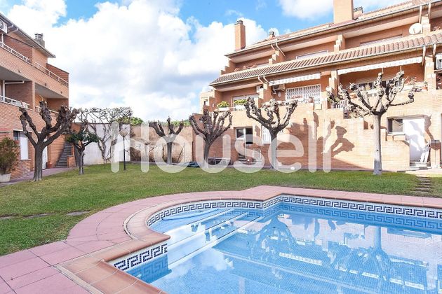 Foto 1 de Casa en venda a Garriga, La de 6 habitacions amb terrassa i piscina