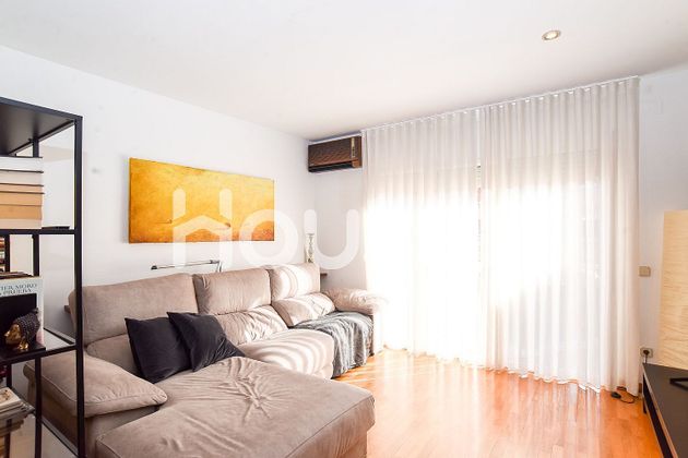 Foto 2 de Casa en venda a Garriga, La de 6 habitacions amb terrassa i piscina
