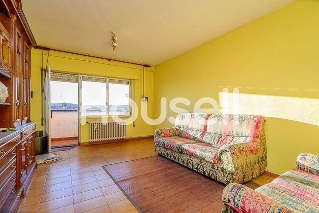 Foto 2 de Venta de piso en Santovenia de la Valdoncina de 3 habitaciones con balcón y calefacción