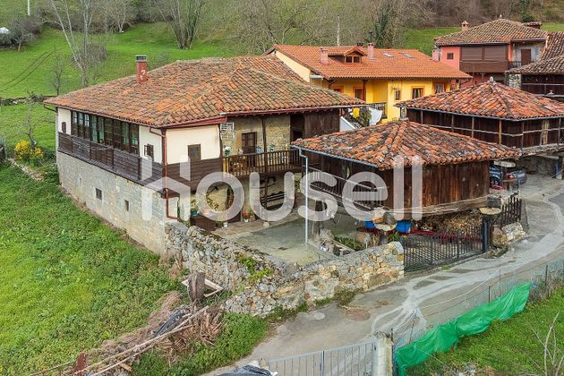 Foto 1 de Casa en venda a Teverga de 5 habitacions amb terrassa i garatge