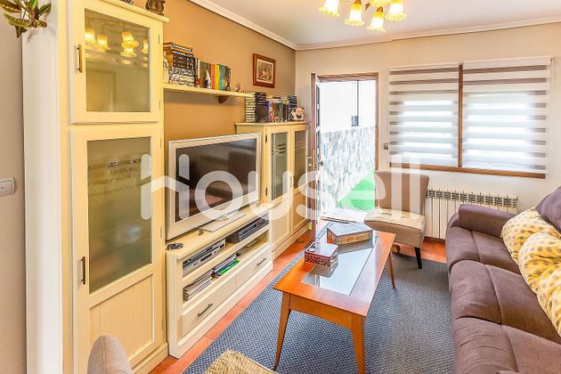 Foto 1 de Casa en venda a Mioño - Santullán de 3 habitacions amb terrassa i calefacció
