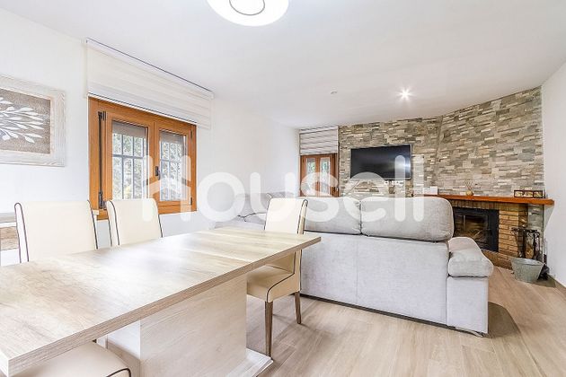 Foto 2 de Casa en venda a Partides de Lleida de 4 habitacions amb terrassa i piscina