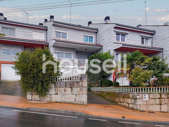 Foto 1 de Casa en venta en Verín de 4 habitaciones con terraza y garaje