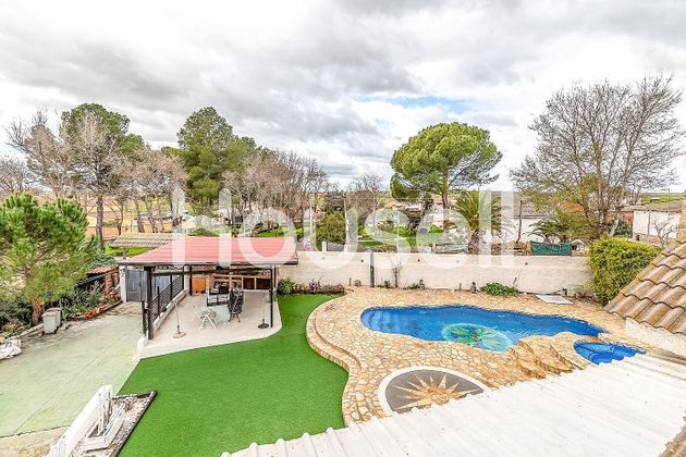 Foto 1 de Casa en venda a Villamiel de Toledo de 7 habitacions amb terrassa i piscina