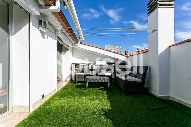 Foto 1 de Àtic en venda a Nord - Sant Andreu de 3 habitacions amb terrassa i garatge