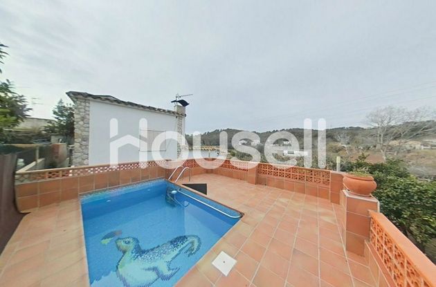 Foto 1 de Casa en venda a Mas Trader-Corral D’En Tort-Corral D’En Cona de 3 habitacions amb piscina i garatge