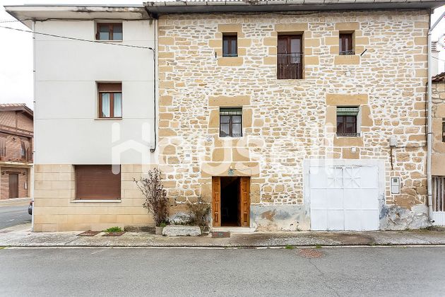 Foto 1 de Casa en venda a Lantarón de 6 habitacions amb garatge i calefacció